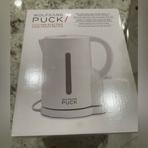 Wolfgang Puck new electric water heater